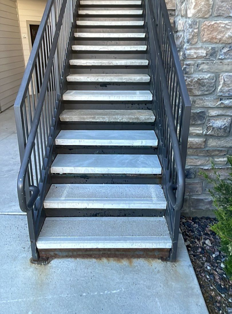 Concrete stairs with tread